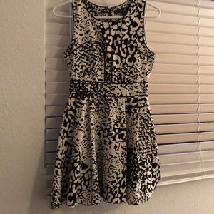 Cute little Black and cream mini dress size 2